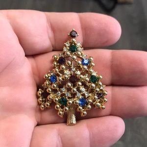 Eisenberg vintage Christmas-tree brooch pin